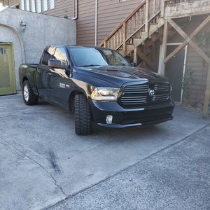 Meet your Posher, Adolfo